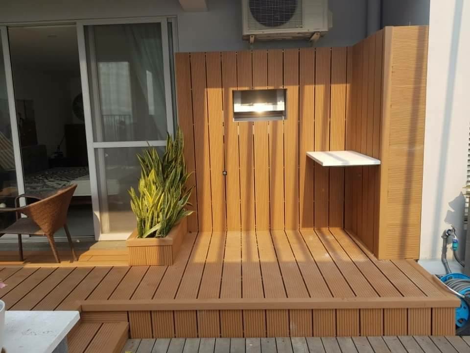 Sàn nhựa gỗ ngoài trời giá rẻ Sàn nhựa gỗ ngoài trời giá rẻ
