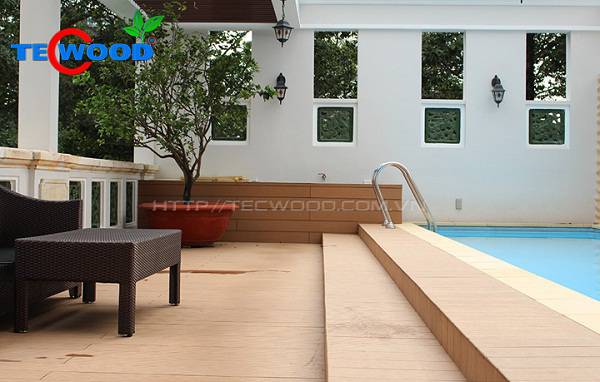gỗ lát sàn bể bơi