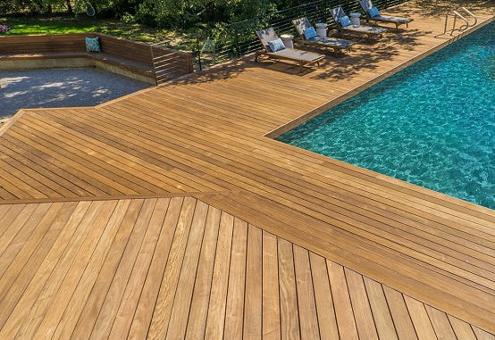 Sàn gỗ tự nhiên và sàn gỗ nhựa composite – loại nào tốt hơn?